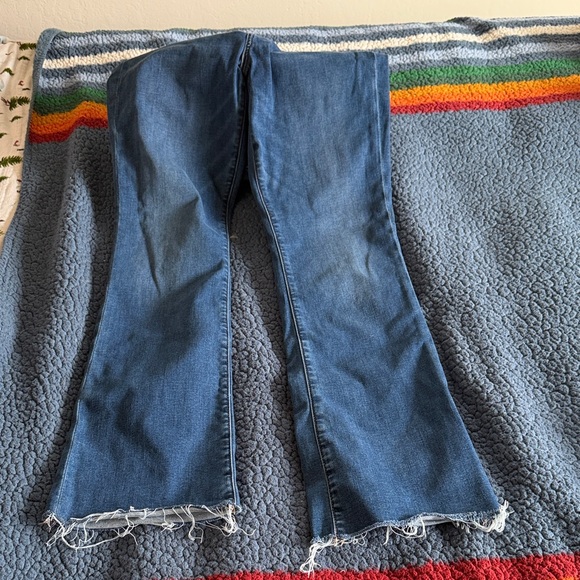 AE High Rise Skinny Kick - Picture 3 of 7